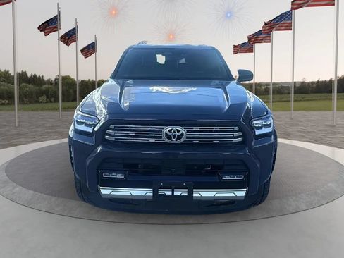 Used 2026 Toyota 4Runner Limited AWD/4WD image 2