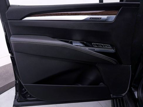 Used 2025 Cadillac Escalade Sport Platinum AWD/4WD image 20