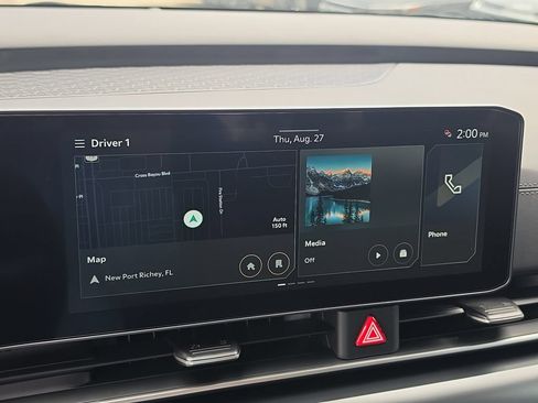 New 2027 Kia Carnival FWD image 23
