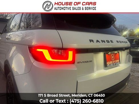 Used 2017 Land Rover Range Rover Evoque SE Premium image 12