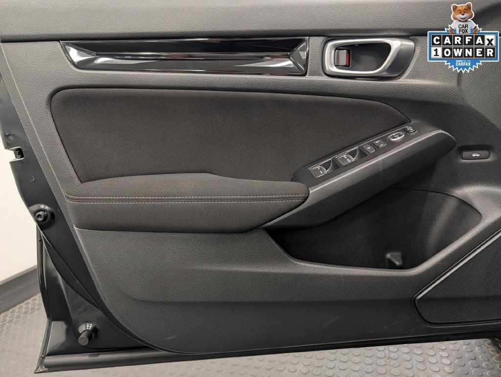 Used 2023 Honda Civic EX image 8