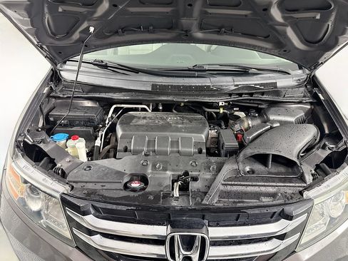 Used 2016 Honda Odyssey SE image 30