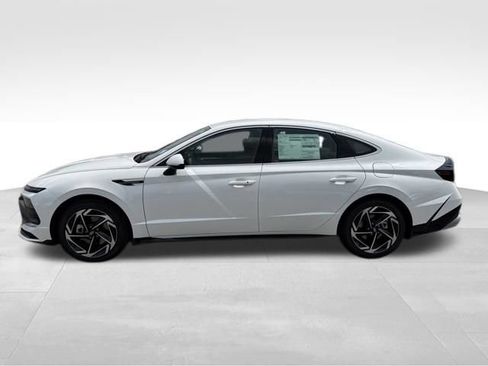 Certified 2026 Hyundai Sonata SEL FWD image 3