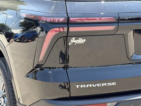 New 2026 Chevrolet Traverse LT w/ Enhanced Driving Package image 6