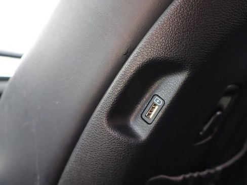 Used 2022 Kia Telluride S image 46