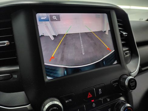 Used 2022 RAM 3500 Big Horn w/ Level C Equiment Group image 16