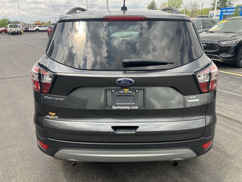 Used 2017 Ford Escape SE w/ Equipment Group 201A FWD image 6