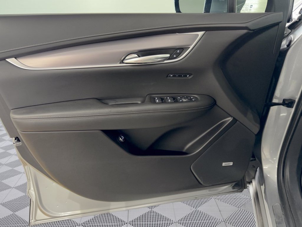Used 2024 Cadillac XT6 Luxury FWD image 14