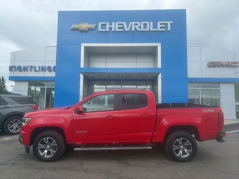 Used 2020 Chevrolet Colorado Z71 AWD/4WD image 3