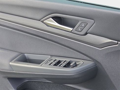 Used 2022 Volkswagen GTI S image 31