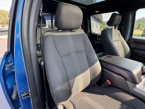 Used 2016 Ford F150 XLT w/ Equipment Group 302A Luxury AWD/4WD image 27