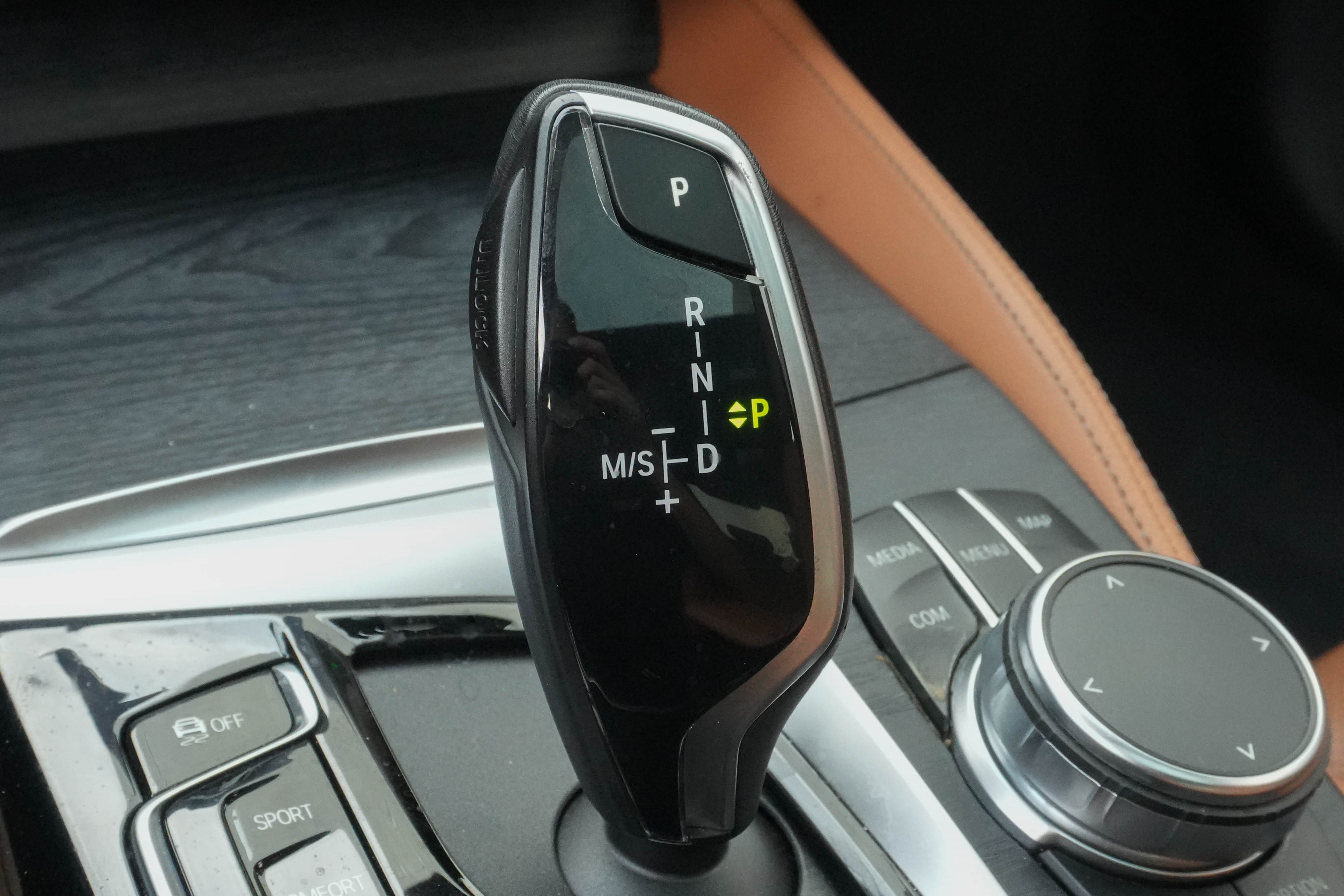 Certified 2023 BMW 540i w/ M Sport Package RWD image 25