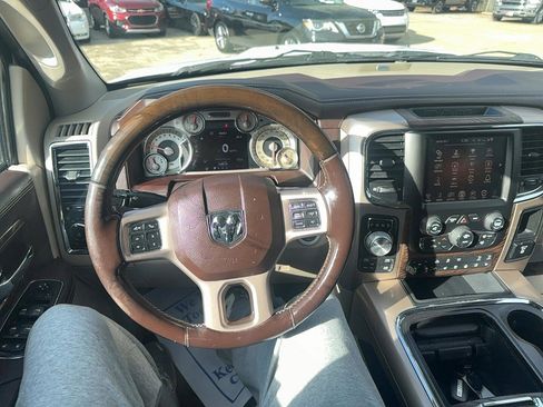 Used 2017 RAM 1500 Laramie Longhorn image 13