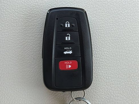 Used 2023 Toyota Camry LE w/ Convenience Package FWD image 21