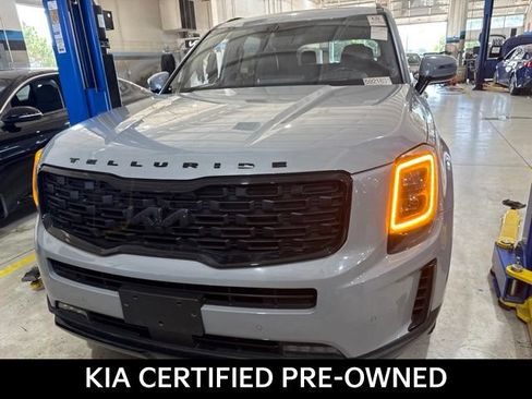 Used 2022 Kia Telluride SX w/ SX Prestige Package AWD/4WD image 2