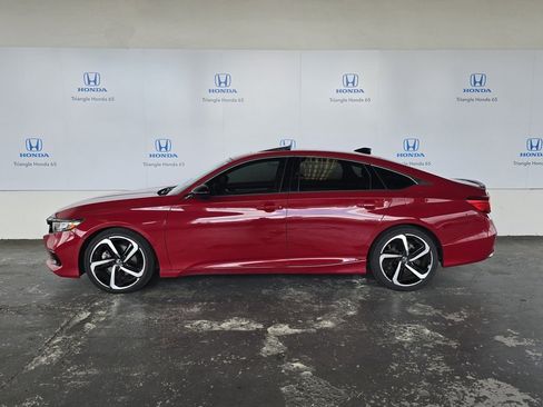 Used 2021 Honda Accord Sport image 3