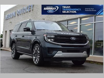 Used 2025 Ford Expedition Platinum w/ Platinum Ultimate Package