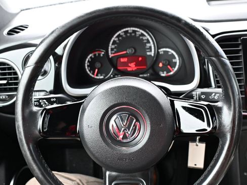 Used 2013 Volkswagen Beetle 2.5 50's Edition image 16