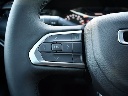 New 2026 Jeep Compass Latitude image 15