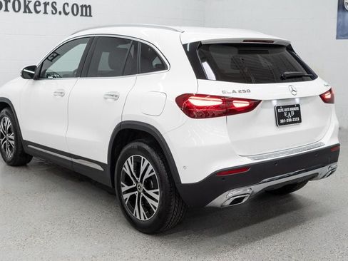Used 2025 Mercedes-Benz GLA 250 4MATIC w/ Winter Package image 6