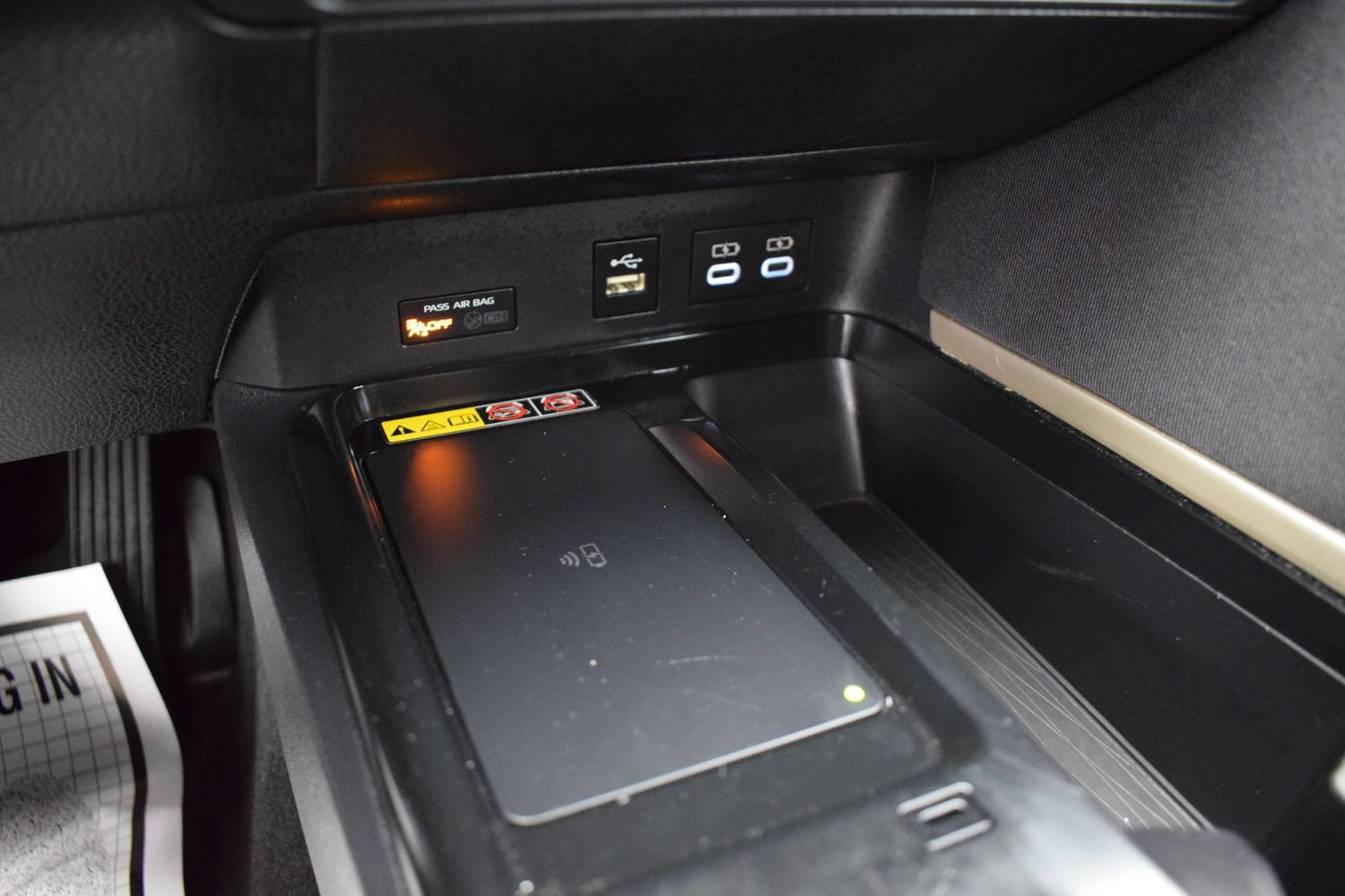 Used 2025 Toyota Camry LE FWD image 15