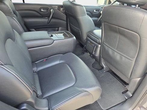 Certified 2024 INFINITI QX80 Luxe image 11