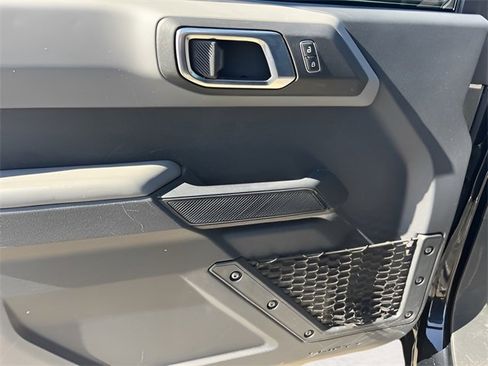 Used 2022 Ford Bronco 4-Door image 14