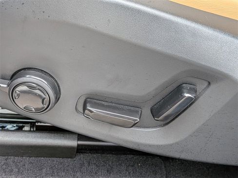 Certified 2023 Volvo XC60 B5 Ultimate image 21