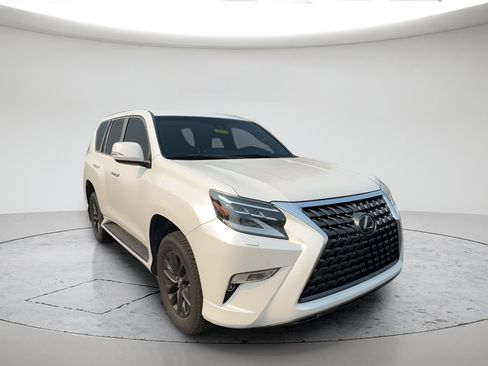 Used 2023 Lexus GX 460 Premium w/ Premium Package AWD/4WD image 3