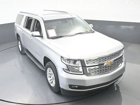Used 2020 Chevrolet Suburban LT image 61