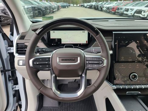 New 2026 GMC Acadia Denali w/ Super Cruise Package image 12