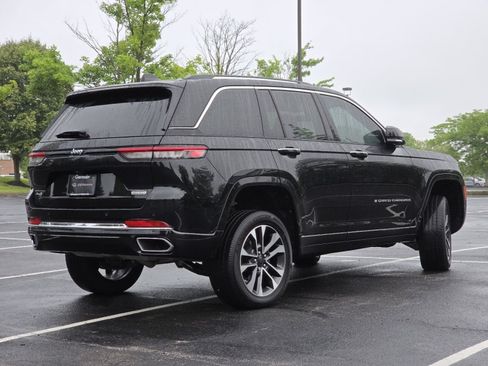 Used 2022 Jeep Grand Cherokee Overland AWD/4WD image 25
