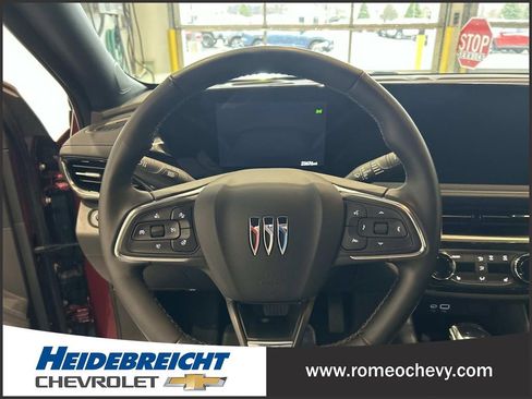 Certified 2024 Buick Envista Sport Touring w/ Convenience I Package image 18