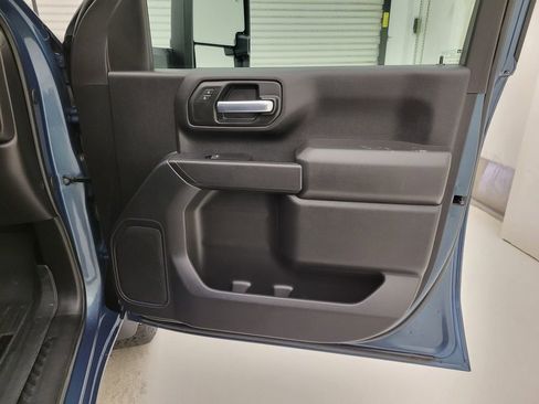 Used 2025 Chevrolet Silverado 2500 Custom w/ Custom Value Package AWD/4WD image 37