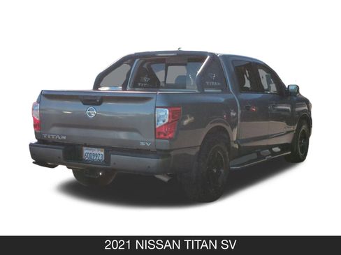 Used 2021 Nissan Titan SV w/ Accessory Utility Package image 8