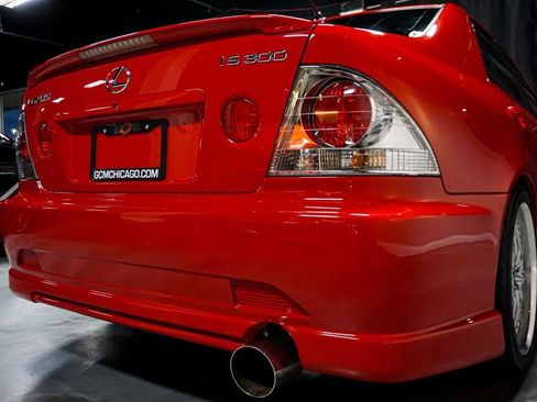 Used 2002 Lexus IS 300 image 57