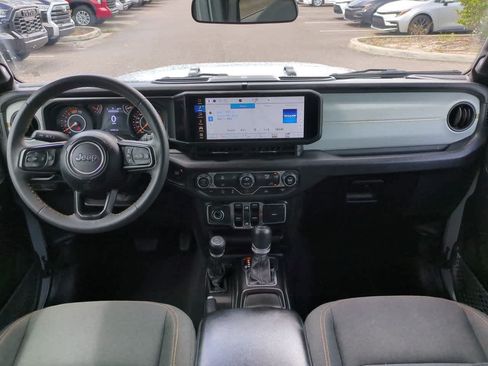 Used 2024 Jeep Wrangler Unlimited Sport AWD/4WD image 14