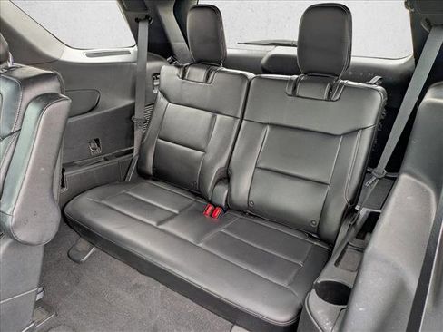 Used 2020 Ford Explorer ST w/ Premium Technology Package image 21