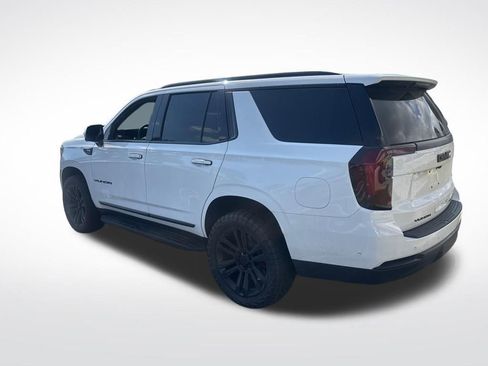 Used 2025 GMC Yukon Elevation image 3
