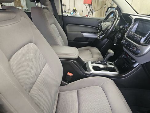 Used 2019 Chevrolet Colorado LT w/ LT Convenience Package RWD image 10