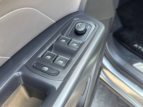 Used 2023 Volkswagen Atlas SEL AWD/4WD image 10