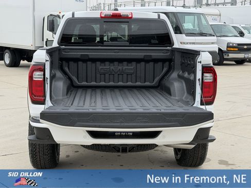 New 2026 GMC Canyon Denali image 5