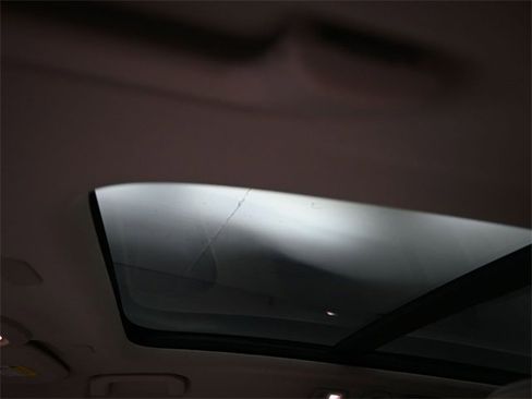 Used 2024 Volvo V60 B5 Cross Country Plus image 19