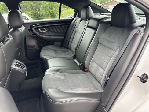 Used 2015 Ford Taurus SHO w/ Equipment Group 401A AWD/4WD image 12