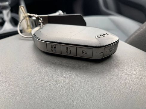Used 2025 Kia K4 FWD image 21