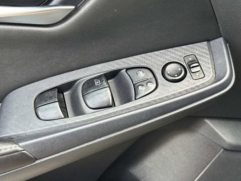 Certified 2024 Nissan Sentra SV FWD image 18