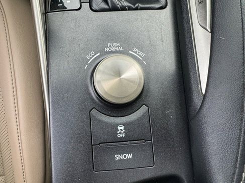 Used 2019 Lexus IS 300 F Sport image 15