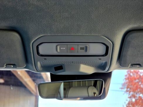 Used 2023 Rivian R1S Launch Edition AWD/4WD image 25