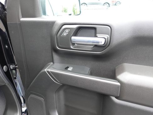 Used 2023 Chevrolet Silverado 1500 Custom AWD/4WD image 35