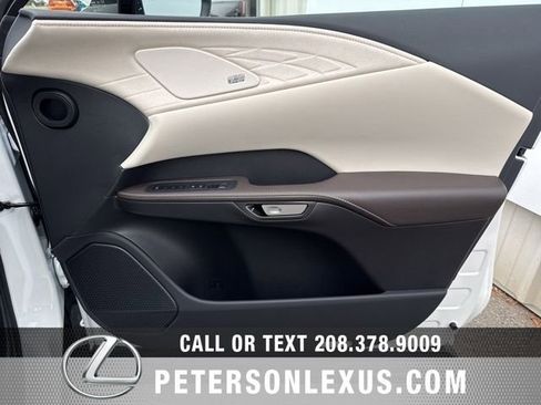 New 2026 Lexus RX 450h AWD image 10